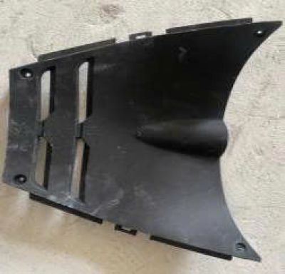 Chắn bùn trước bên trong